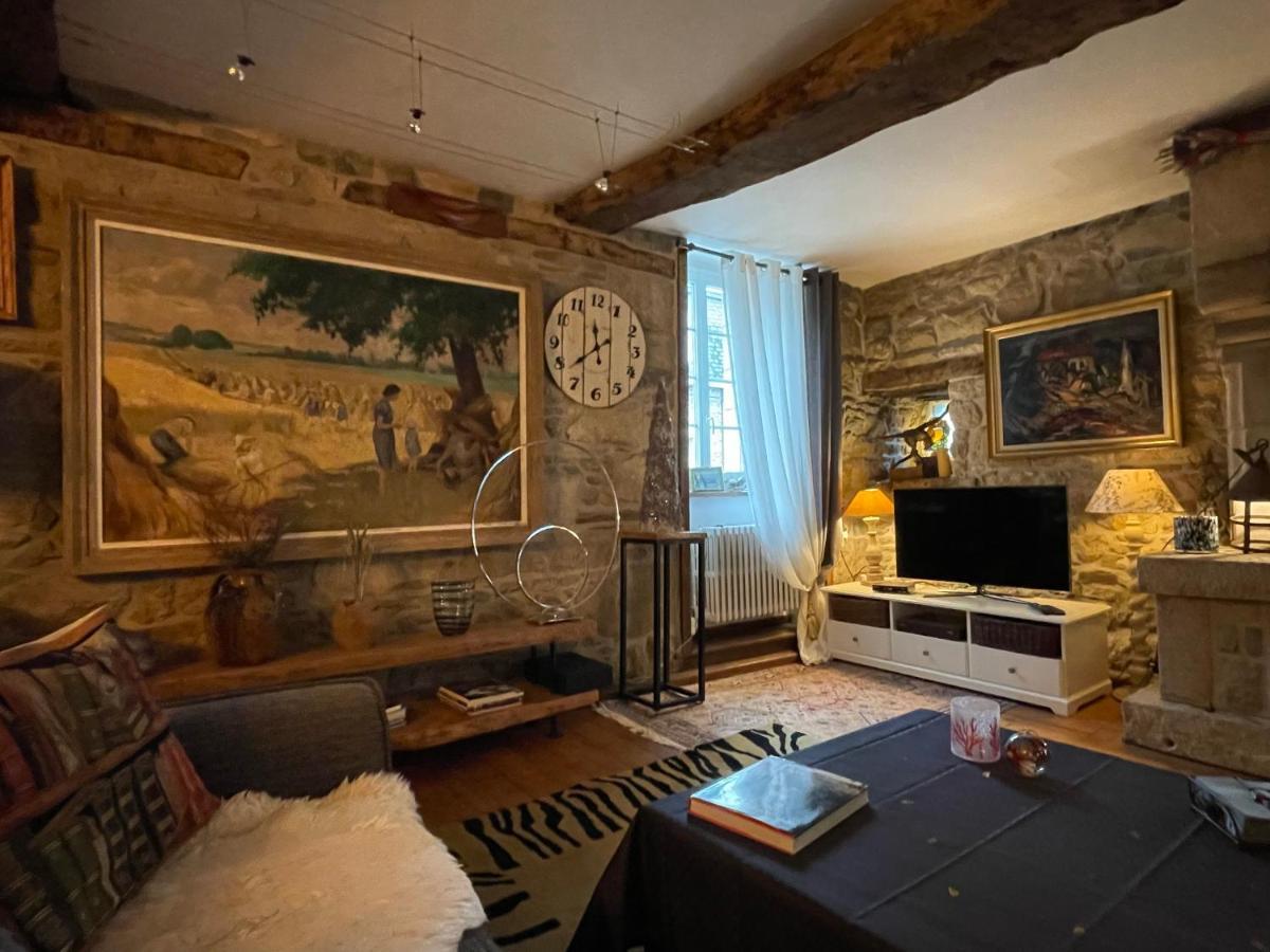Appartement De 1634 Avec Balcon Au Sud Sur Jardin En Plein Coeur Historique Tréguier Extérieur photo